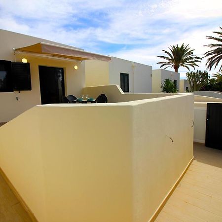 Blue Sand Apartment In Costa Teguise Exterior photo